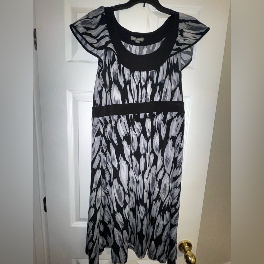 Black and white dress
